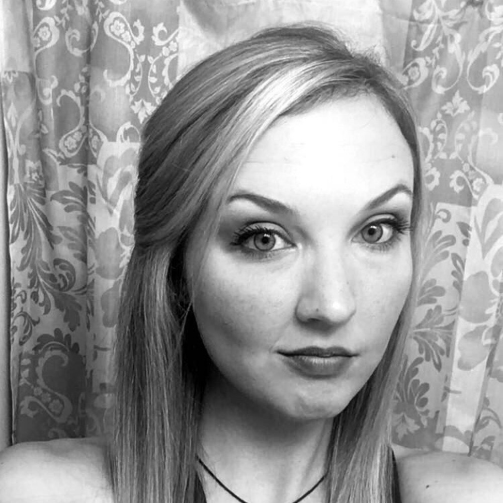 Meet your Posher, Briana